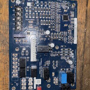 HK42FZ086 HK42FZ086 CARRIER CEBD431231-04-RA CEPL131231-01 control board USED